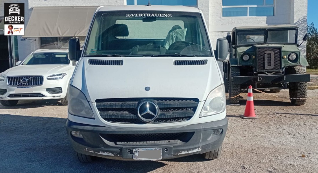 https://admin.usados.rutasurtrucks.com.ar/uploads/croped/2025-06-24-12-41-28WhatsApp Image 2025-06-24 at 09.18.40.jpeg